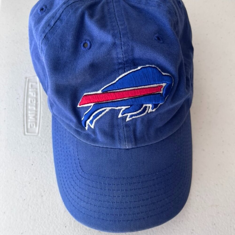 Buffalo Bills Slouch Baseball Hat - Adjustable (Lifetime Table not-included)